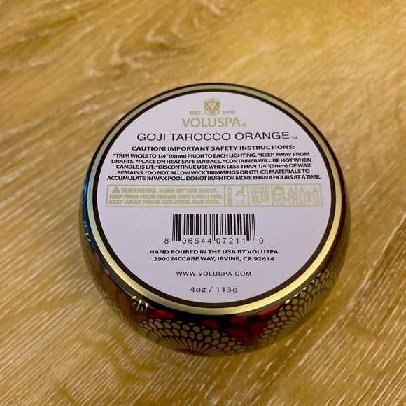 Voluspa | Goji Tarocco Orange Candle - Picture 2 of 2